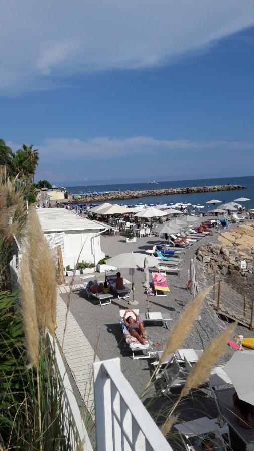 Appartamento Bouganville San Remo Kültér fotó